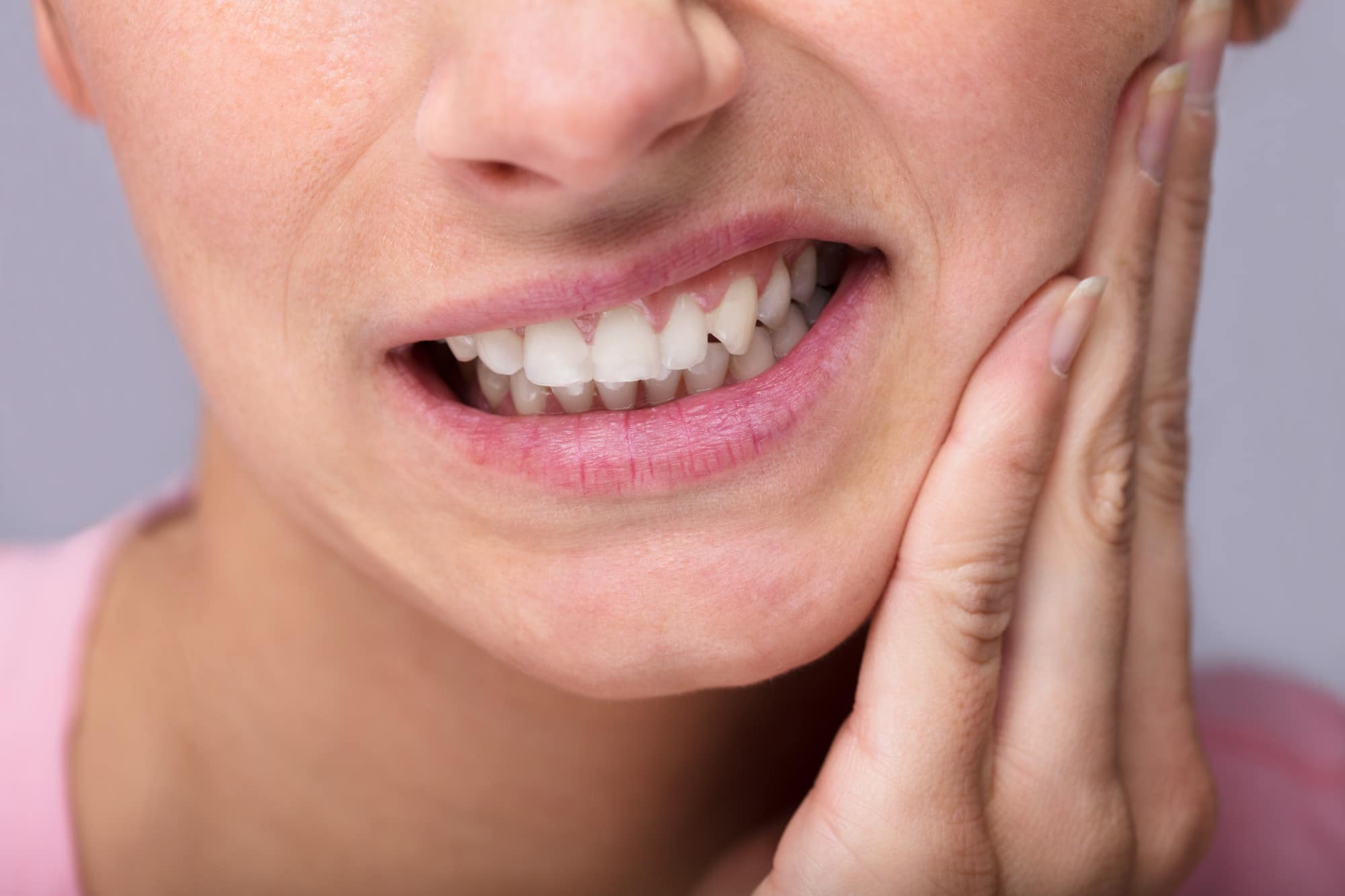 Signs of A Dead (Non Vital) Tooth